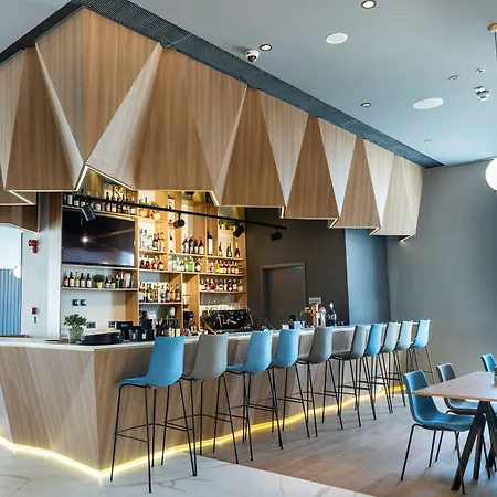 Готель Courtyard By Marriott Floreasca 4*