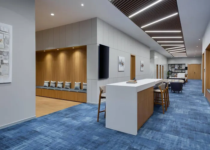 Courtyard By Marriott Floreasca מלון