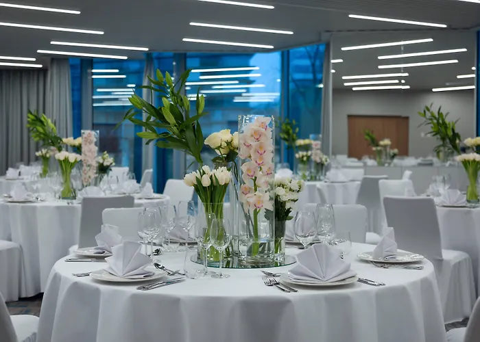 Courtyard By Marriott Floreasca מלון