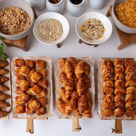 Courtyard By Marriott Floreasca 4* Βουκουρέστι