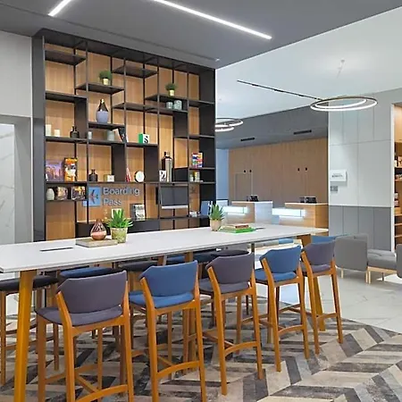 Courtyard By Marriott Floreasca 4* Bucharest