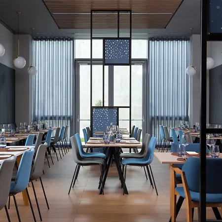 Hotel Courtyard By Marriott Floreasca 4*