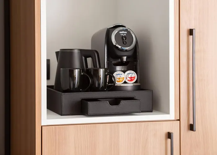 Courtyard By Marriott Floreasca Готель Бухарест