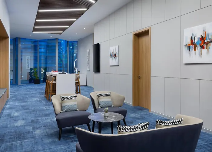 Courtyard By Marriott Floreasca 4* Бухарест