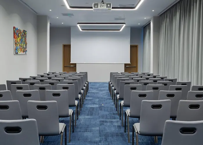 Courtyard By Marriott Floreasca Отель Бухарест