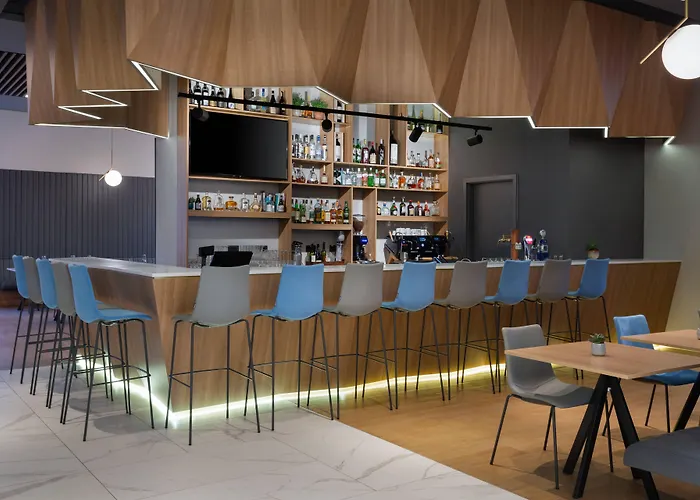 Courtyard By Marriott Floreasca Hotel