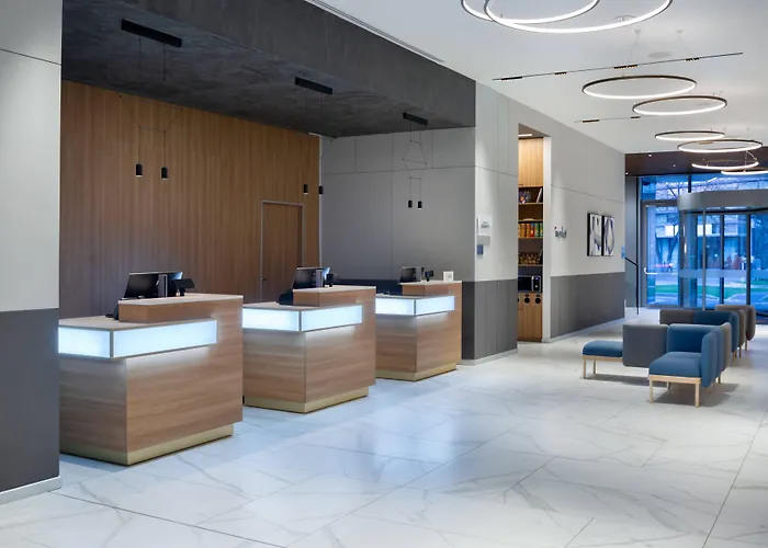 Courtyard By Marriott Floreasca Отель