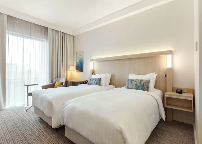 Отель Courtyard By Marriott Floreasca