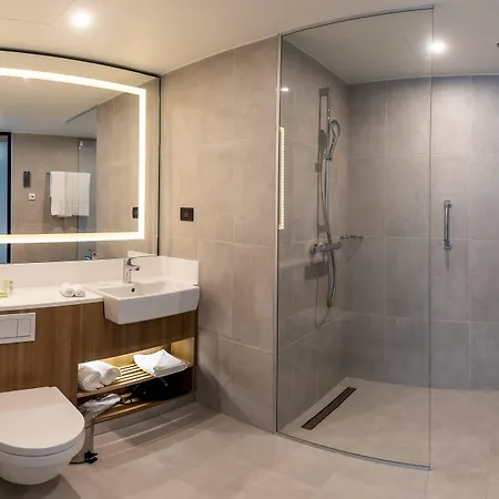 Courtyard By Marriott Floreasca Hotel