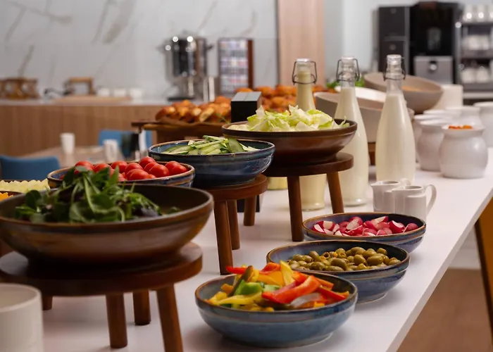 Hotel Courtyard By Marriott Floreasca 4*